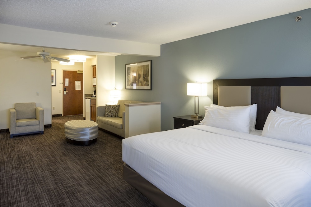 Holiday Inn Express & Suites St Joseph by IHG - photo 5