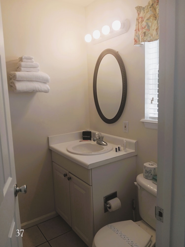 The Cozy Inn - photo 69