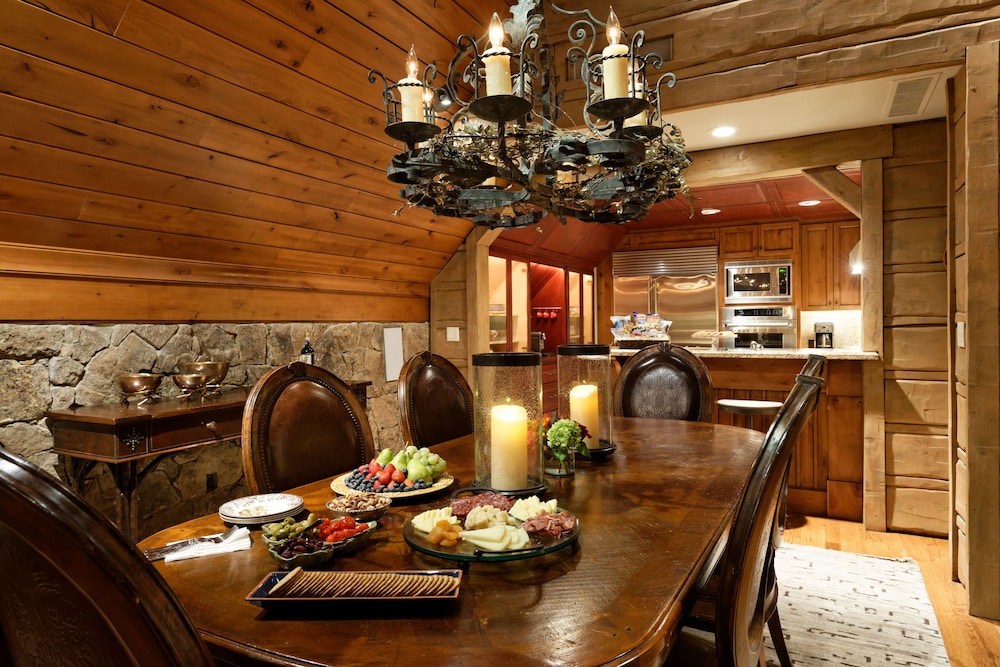 Colorado Lodge at the Ritz Carlton - photo 7