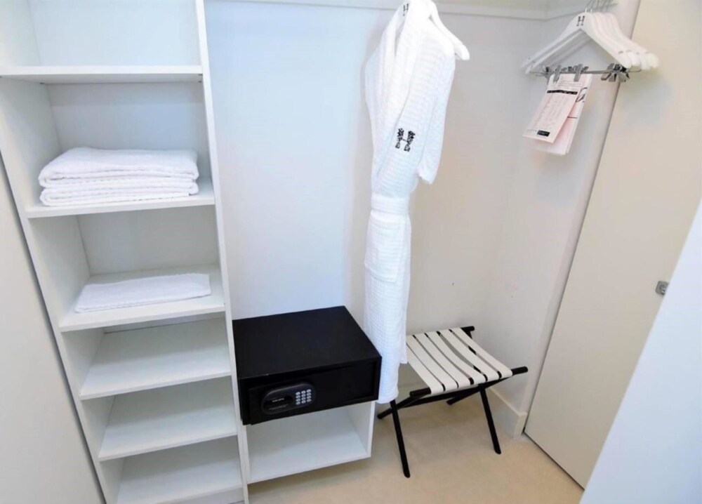 Contemporary Beach Resort Condos - photo 46