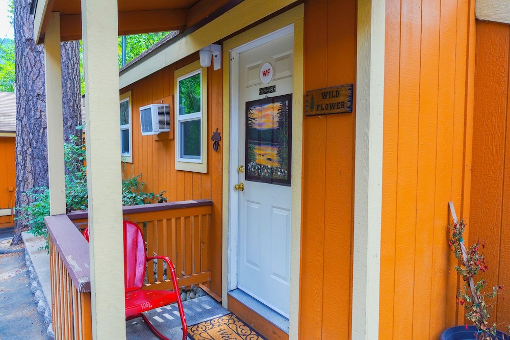Sleepy Hollow Cabins and Hotel - photo 122