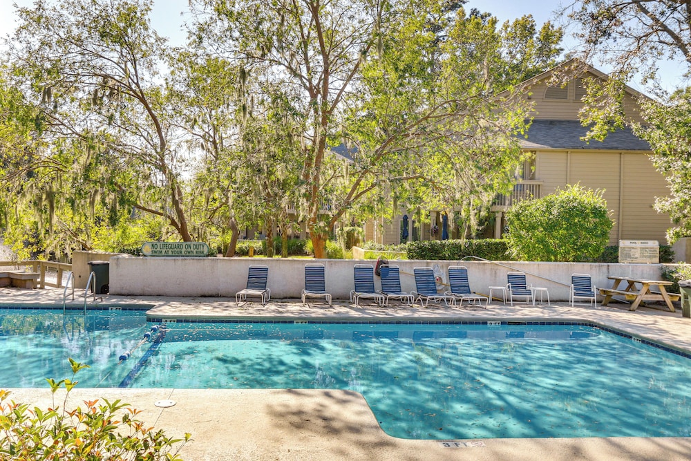 Resort Perks Beach Access: Condo in Hilton Head - photo 23