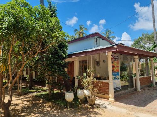 Hotel Sea Shadow — Trincomalee — photo 4