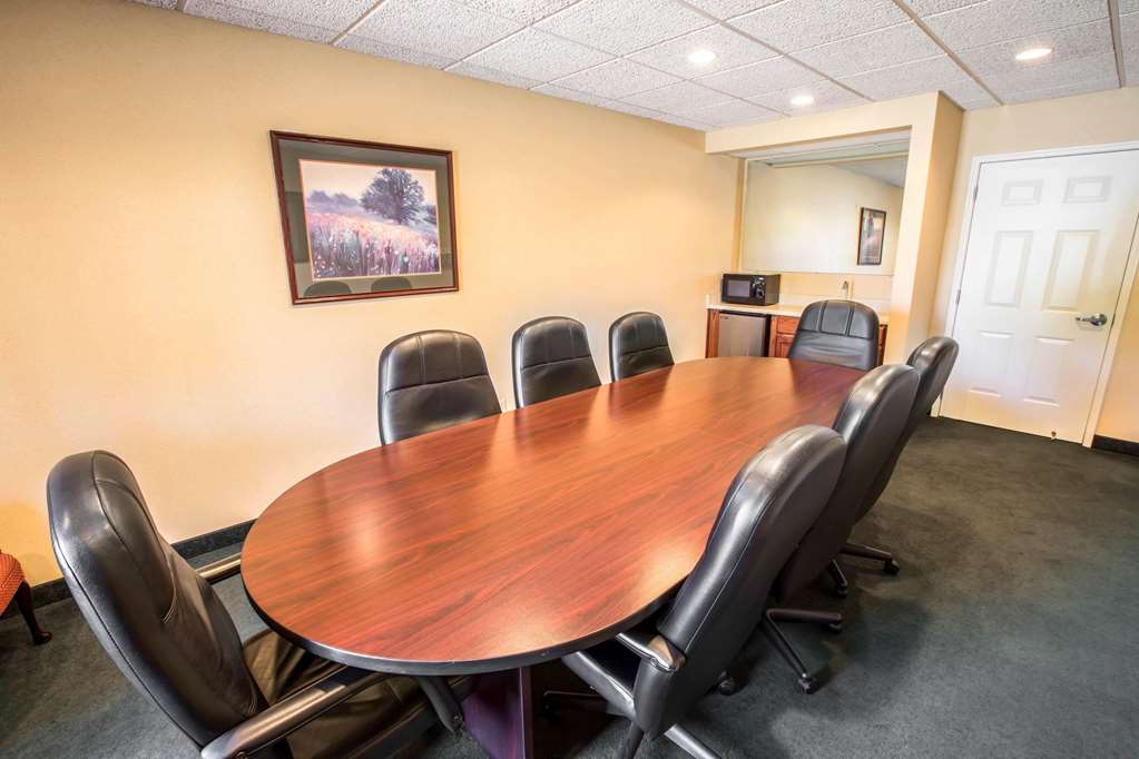 Quality Inn Greeneville Tusculum - photo 23