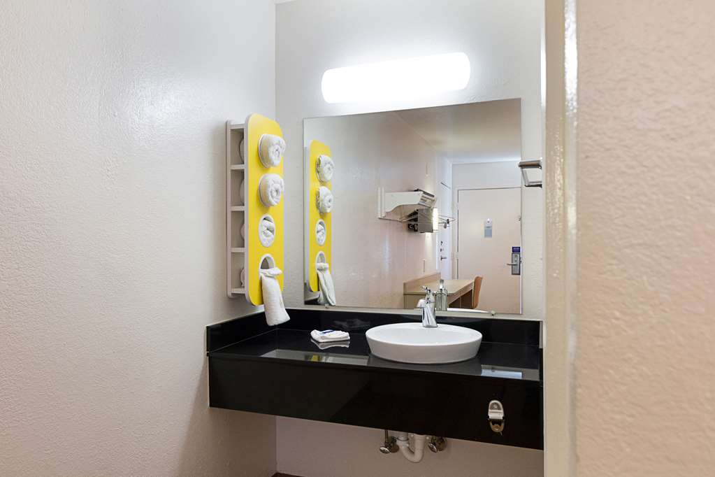 Motel 6 Mcallen TX - photo 18