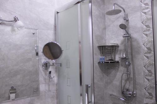 Cozy Apartment In Real Heart Of Old Tbilisi