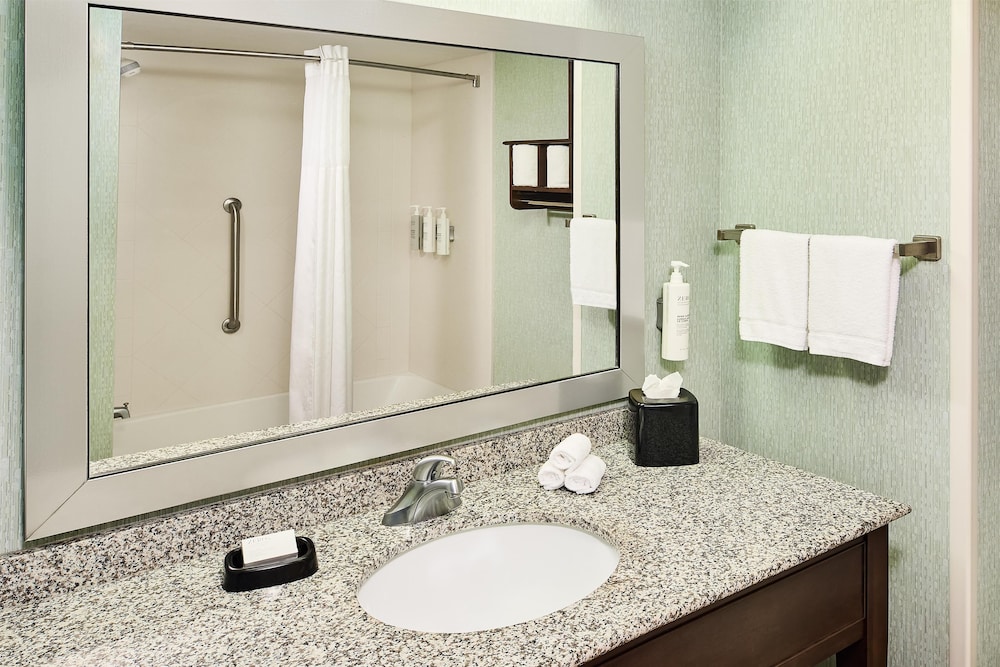 Hampton Inn & Suites Destin - photo 19