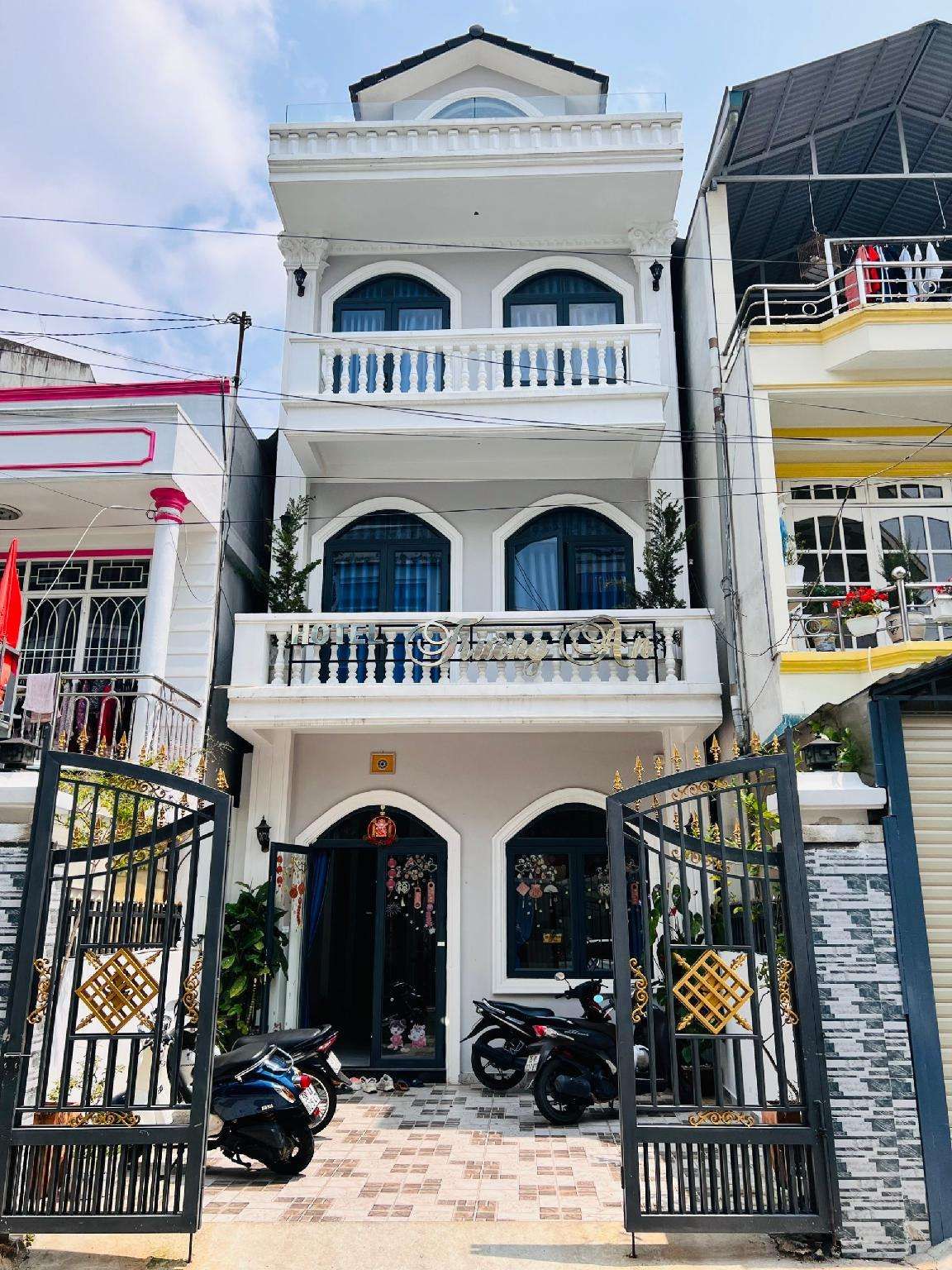 Truong An Hotel — 5-Star Luxury Hotel in Da Lat, Vietnam