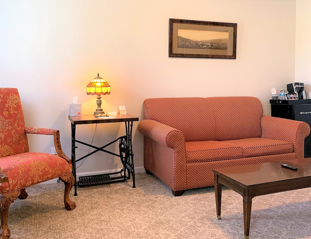 The Naples Hotel - photo 32