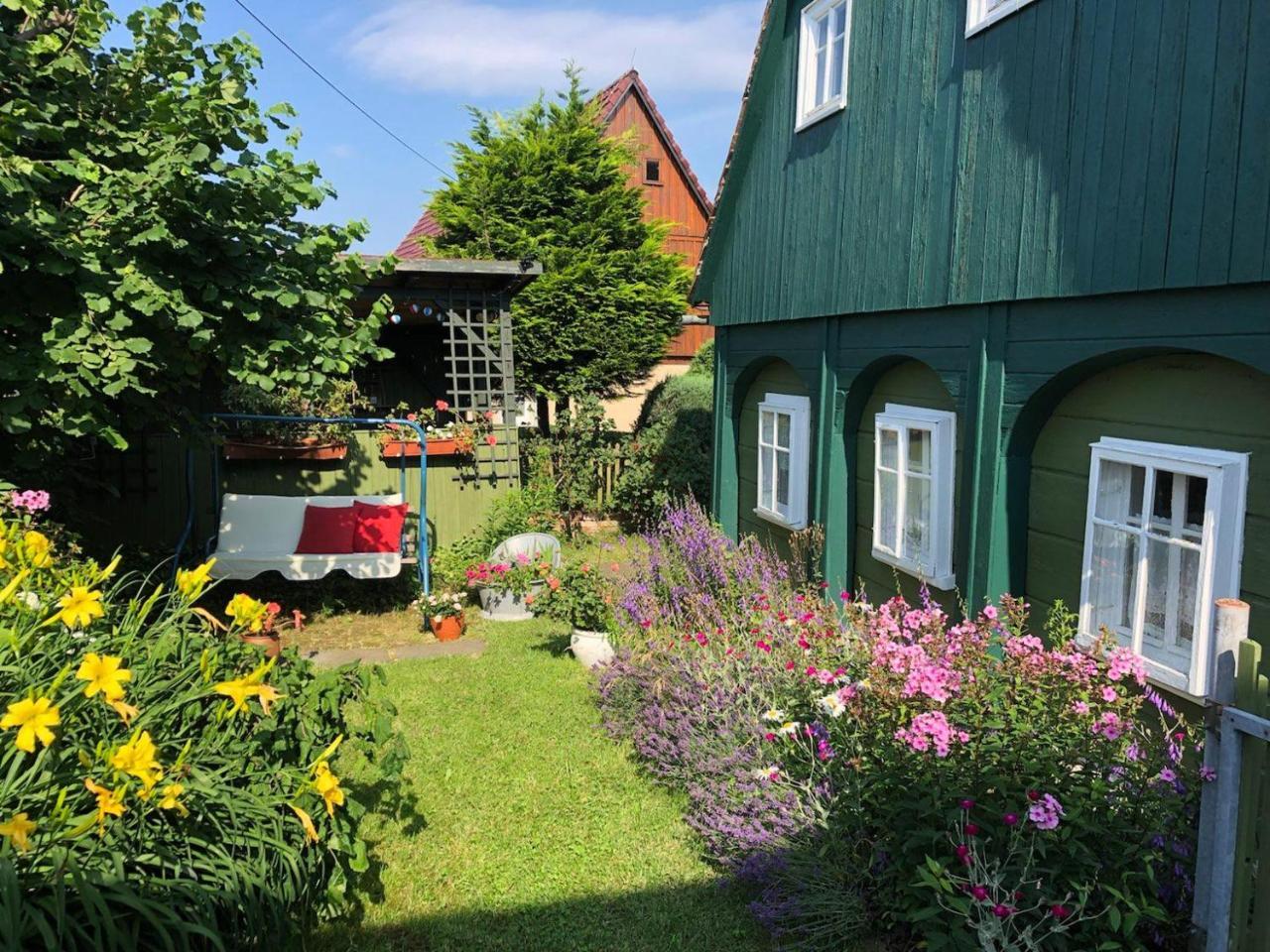 Grünes Ferienhaus Neugersdorf — hotel in Ebersbach