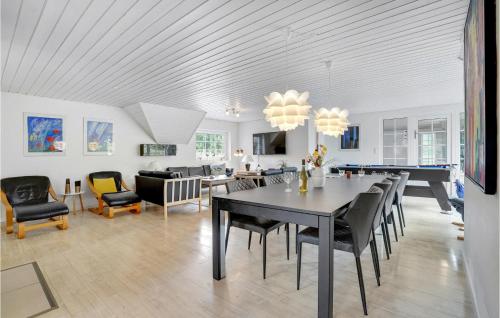 Awesome Home In Ulfborg With Sauna — Ulfborg — photo 4