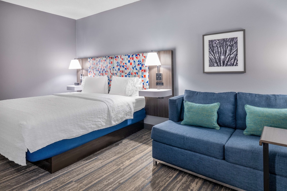 Hampton Inn Sanford - photo 19