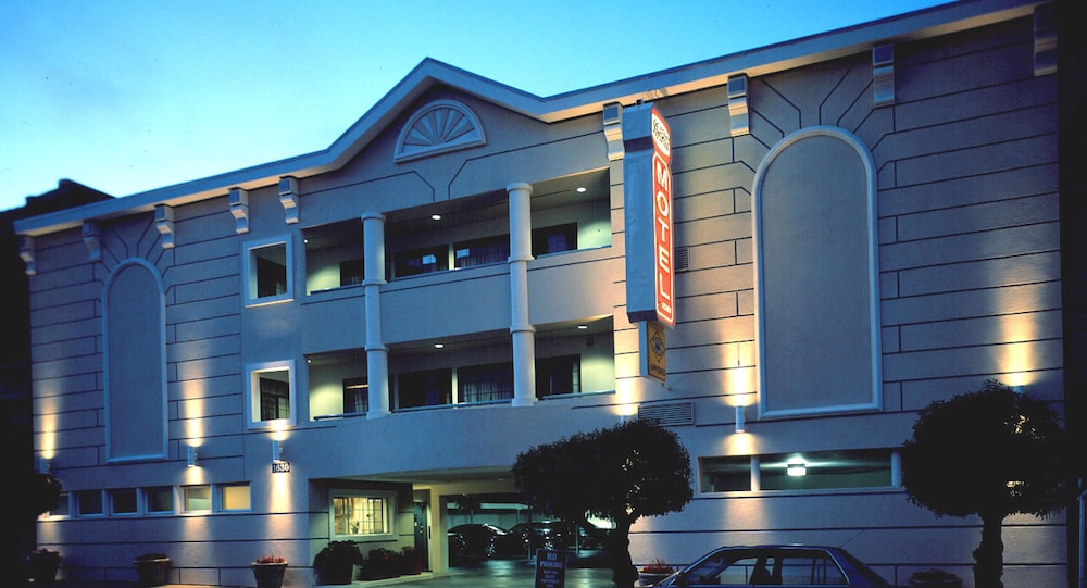 Nob Hill Motor Inn - photo 15