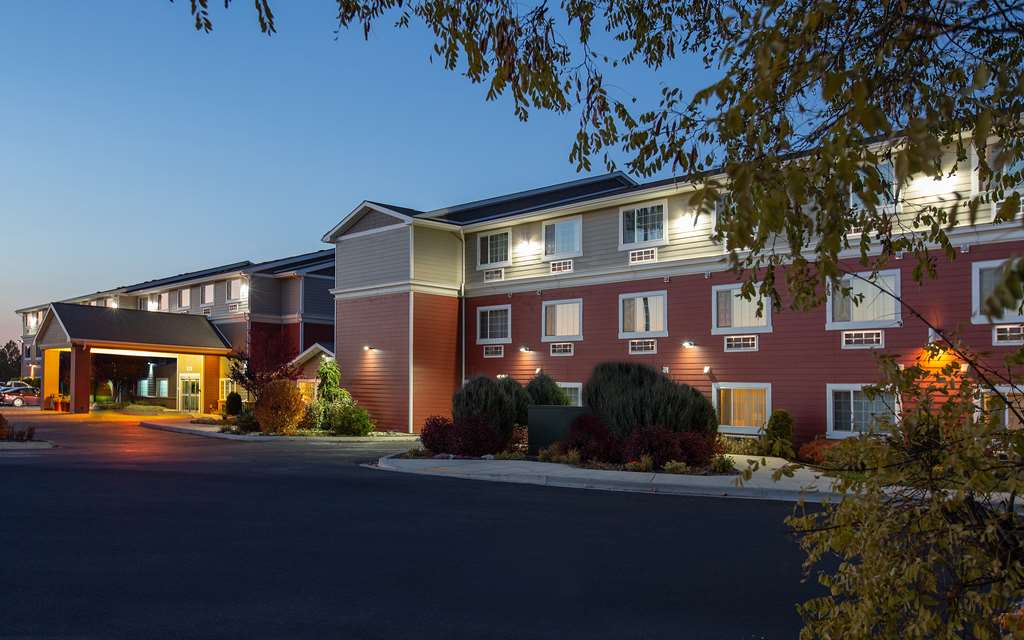 Coast Hilltop Inn - photo 3