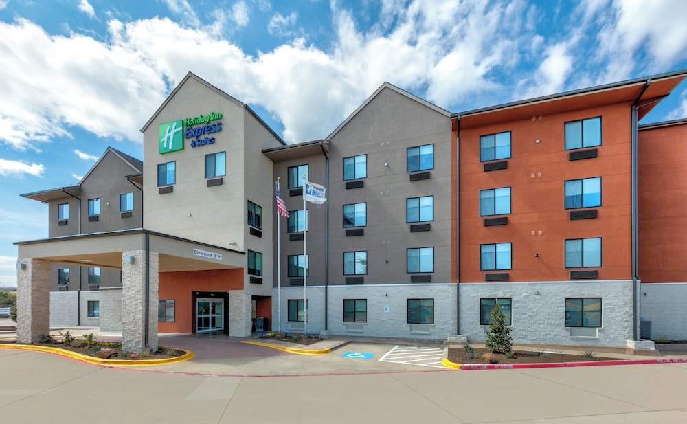 Holiday Inn Express & Suites Dallas Park Central Northeast by IHG - photo 34