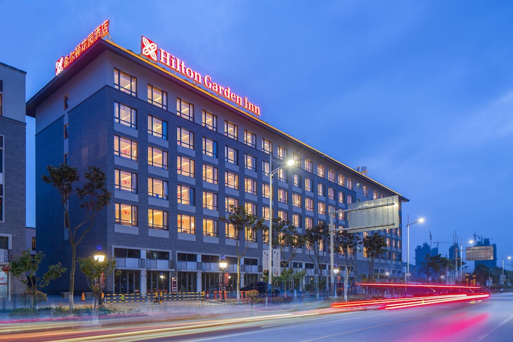 Hilton Garden Inn Qidong — hotel in Nantong