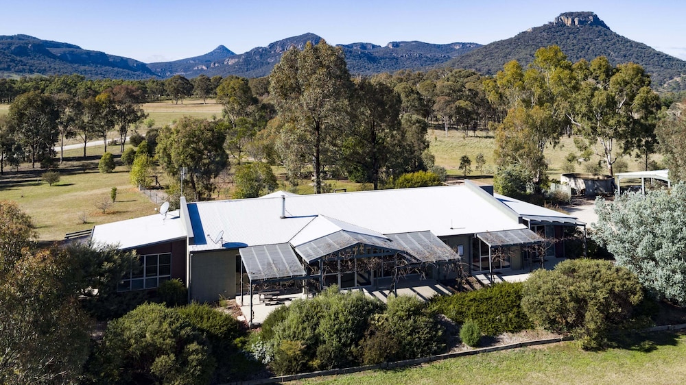 Belle Bois Capertee Valley — Lithgow — photo 2