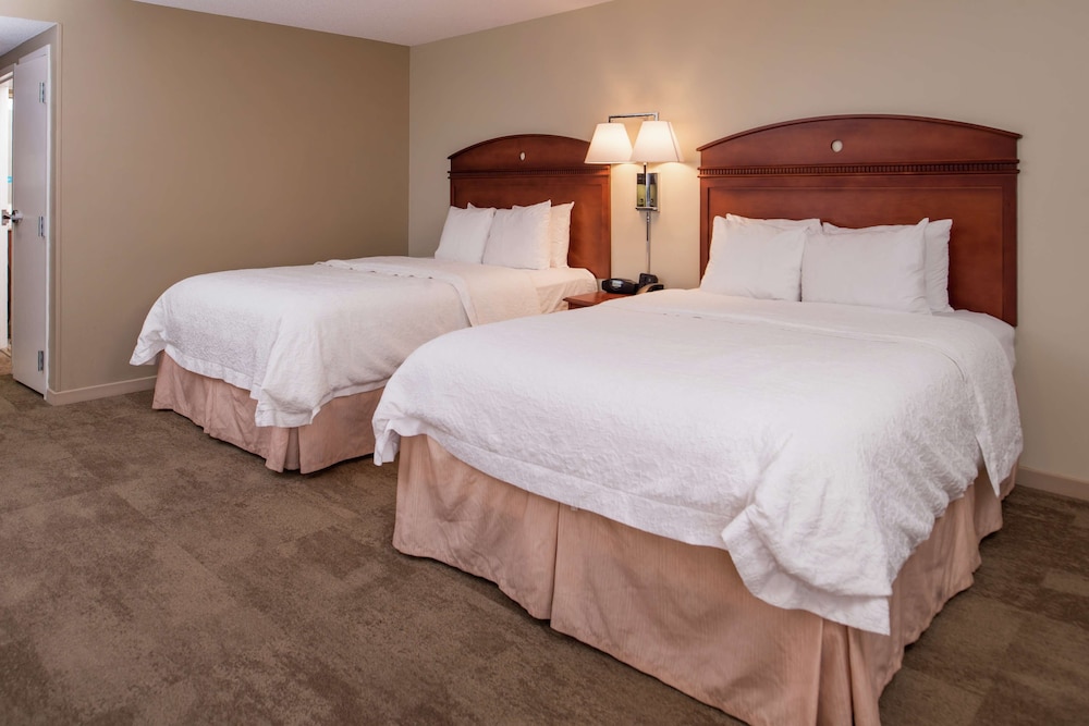 Hampton Inn Columbia Northeast Fort Jackson Area - photo 11