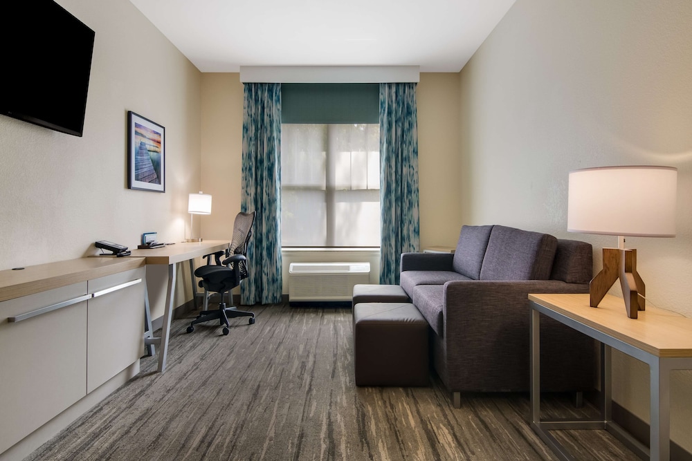 Hilton Garden Inn Madison West Middleton - photo 20
