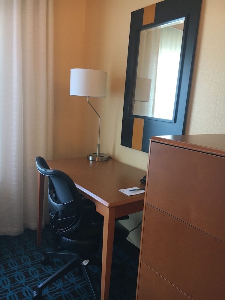 Fairfield Inn & Suites by Marriott Dallas Mansfield - photo 7