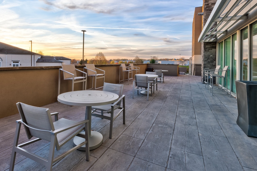 Holiday Inn Express & Suites Wooster by IHG - photo 23