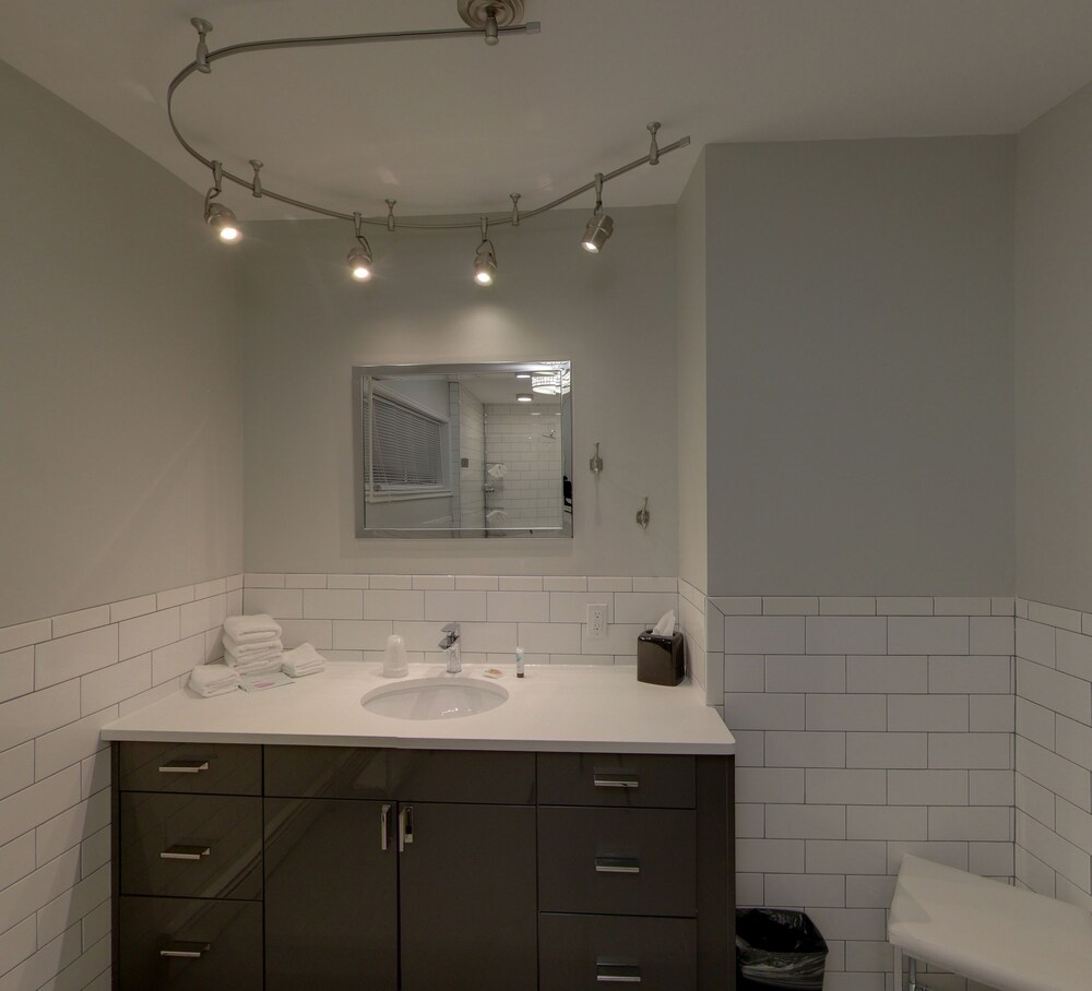 Hotel Royal Oak - photo 44
