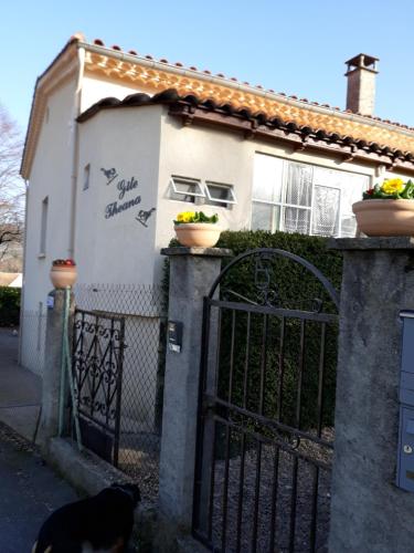 Le Tinou — hotel in Cazilhac