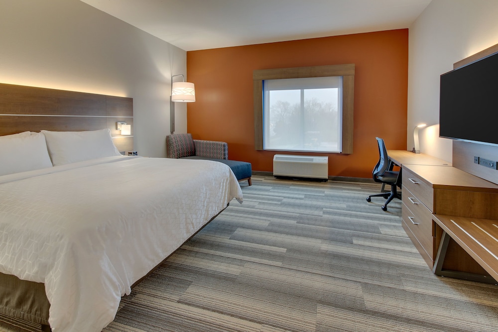 Holiday Inn Express & Suites Nashville Metrocenter Downtown by IHG - photo 20