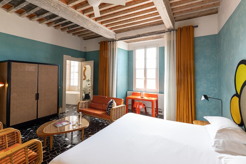 Hôtel Du Cloître in Arles, France