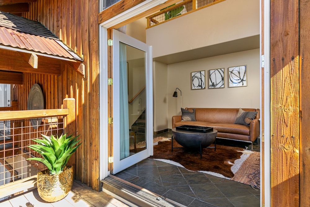 Chalet View Lodge - photo 14