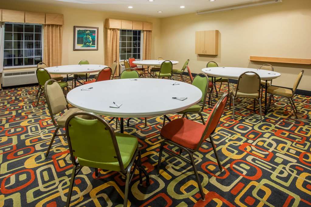 La Quinta Inn & Suites by Wyndham Rochester Mayo Clinic S - photo 34
