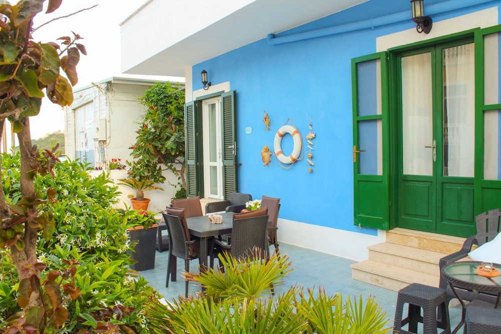 Rosa Dei Venti - carbon neutral hotel in Ponza