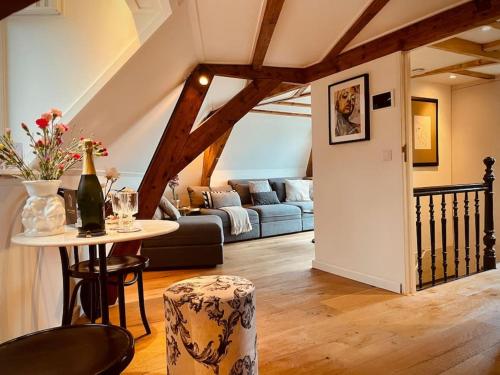 Cosy Penthouse with Rooftop Canalhouse Majestic