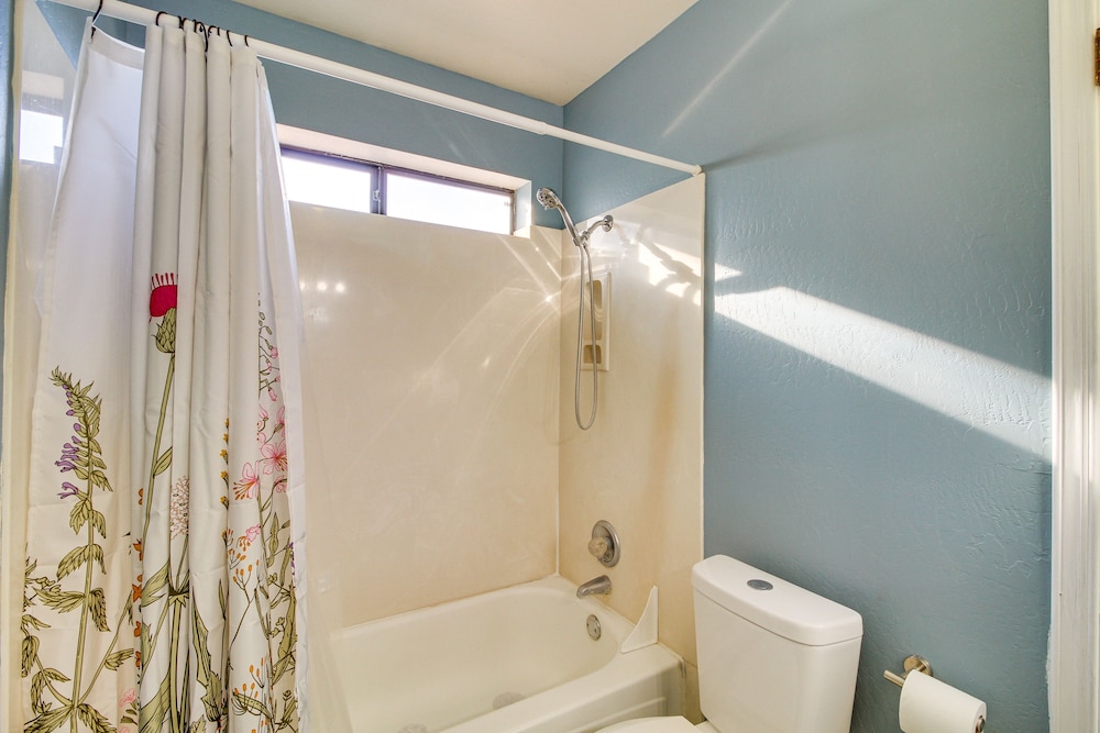 Vacation Rental 2 Mi to Old Town Albuquerque - photo 14
