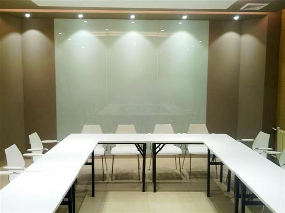 Jinjiang Inn - carbon neutral hotel in Anping