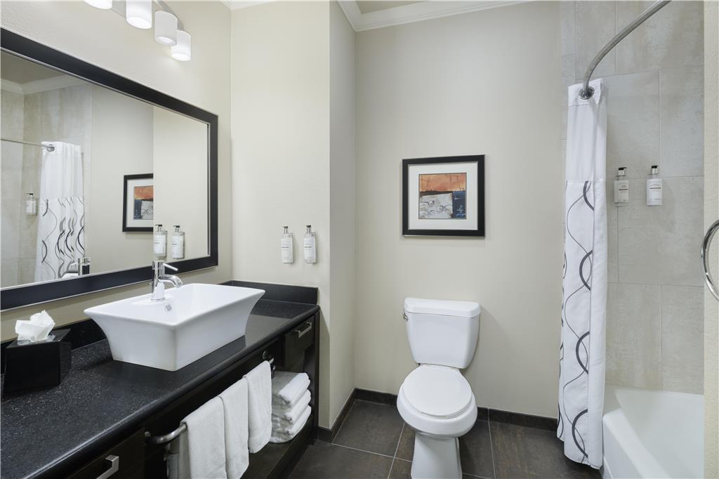 Best Western Premier Crown Chase Inn & Suites - photo 27
