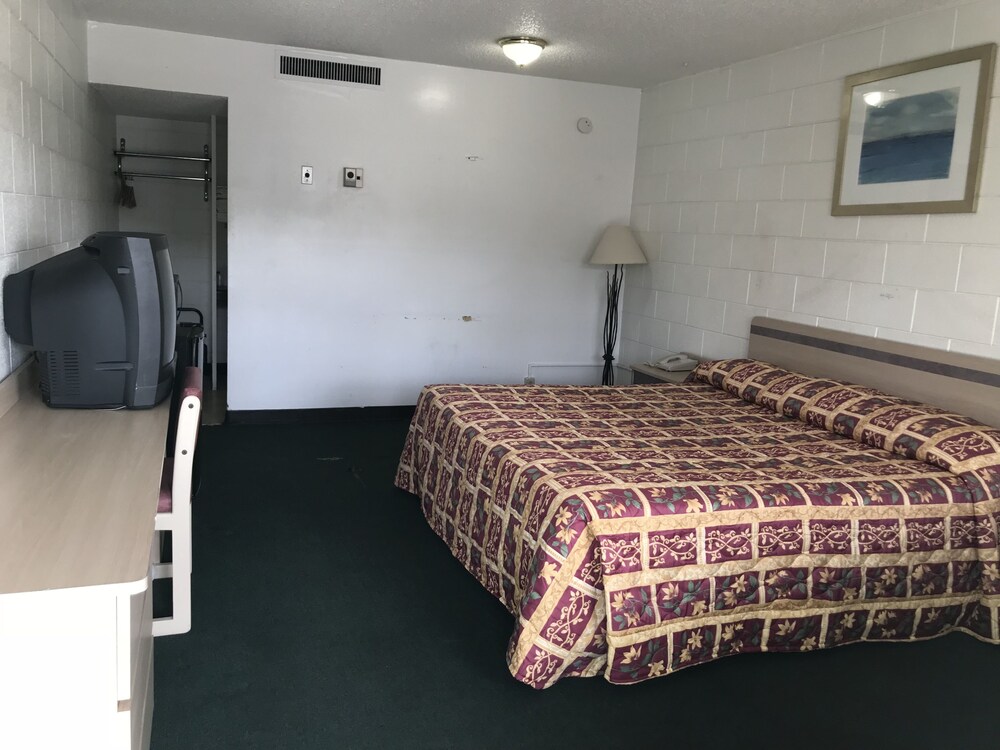 SuperLodge Motel - photo 15