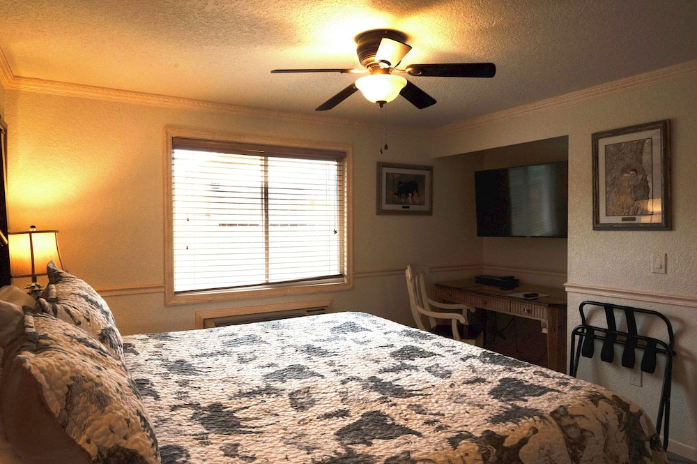 Yellowstone Gateway Inn - photo 33