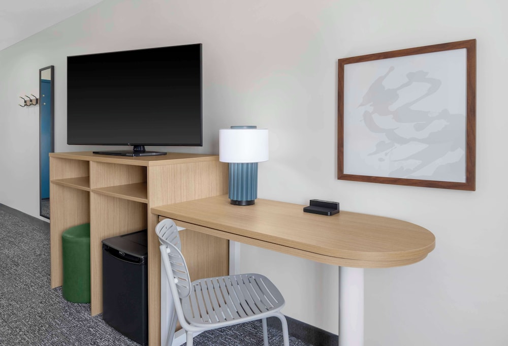 Spark by Hilton Lansing - photo 17