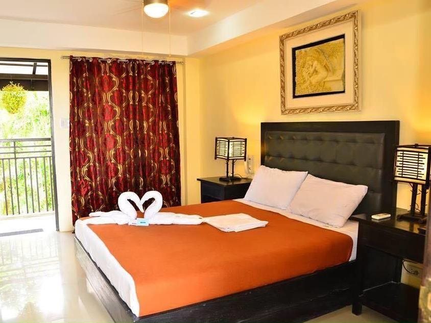 EL Renzo Hotel Tagaytay — Alfonso — photo 4