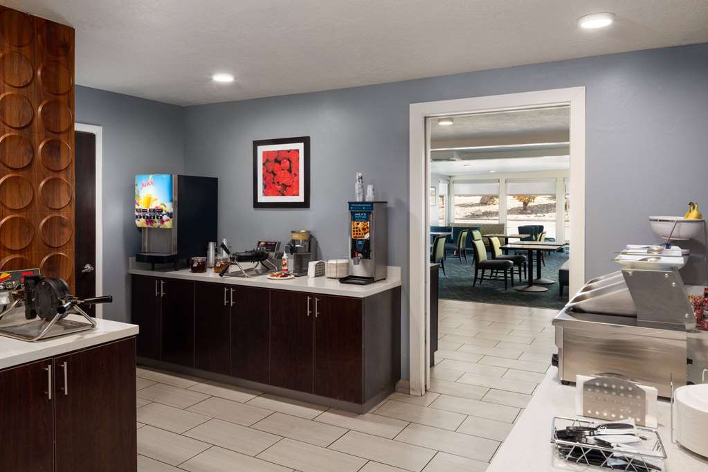 Wingate by Wyndham Cedar City - photo 36