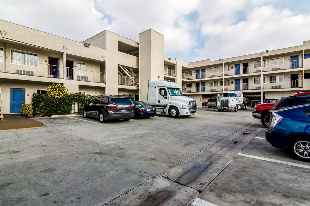 Motel 6 Bell Gardens - photo 6