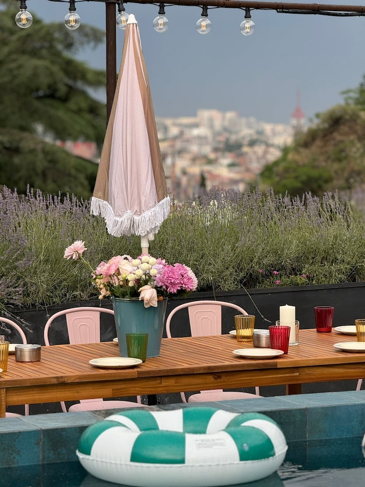 Rooftop pool