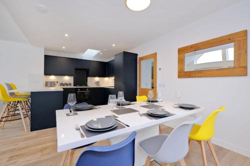 Contemporary Luxury Lodge Aberdeen West — Blackburn — photo 4