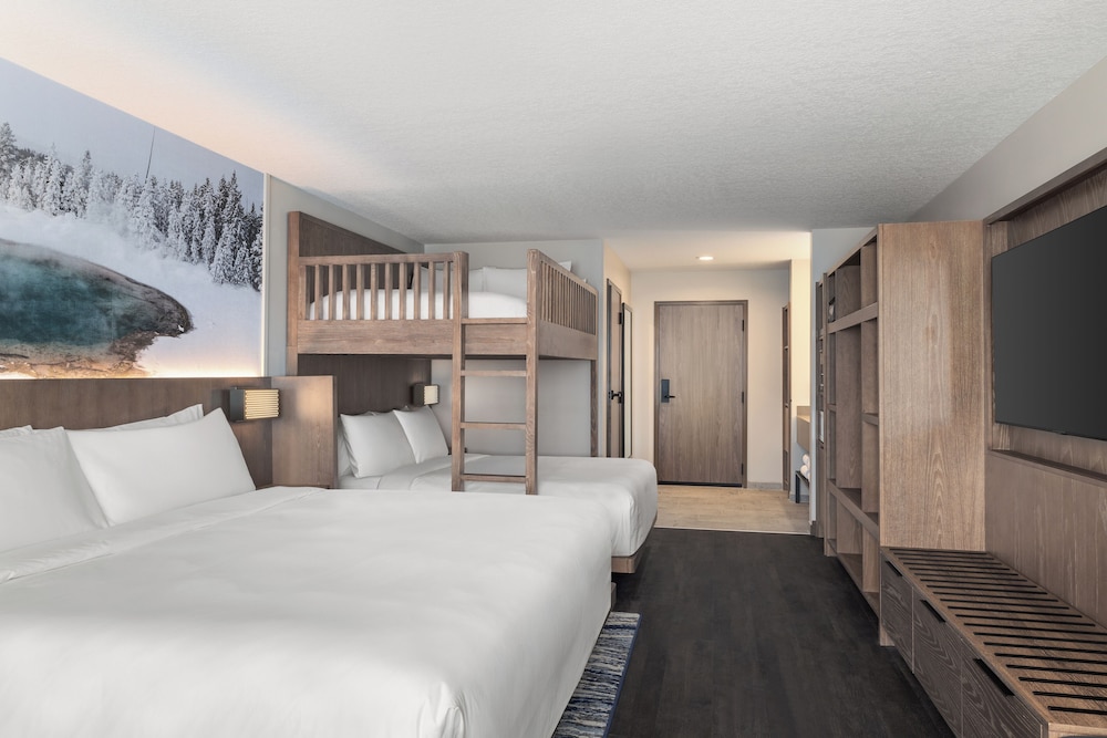 Starlite Yellowstone Tapestry Collection by Hilton - photo 33