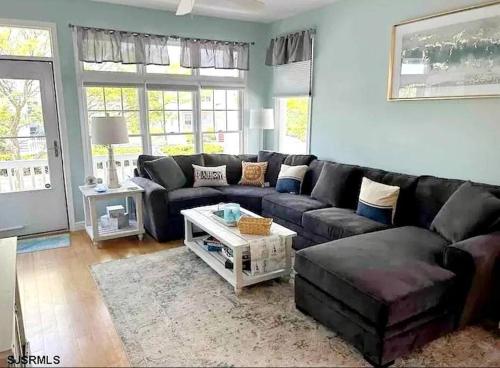 Seaside Serenity AC Beautiful Ocean View Home 3 bed 2 bath — 4-Star Luxury Hotel in Atlantic City, United States