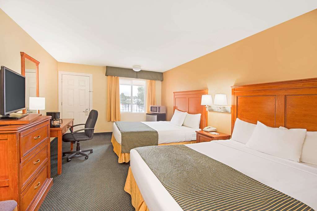 Ramada by Wyndham Flagstaff East - photo 6
