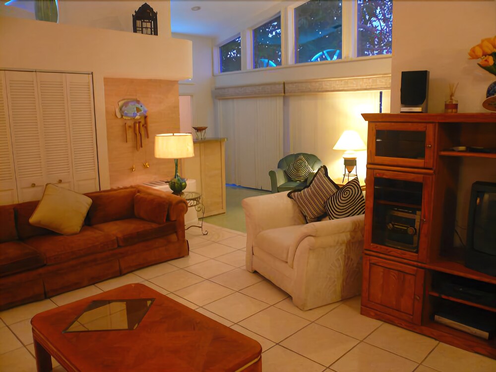 Whispers Resort By Affordable Beach Condos - photo 38