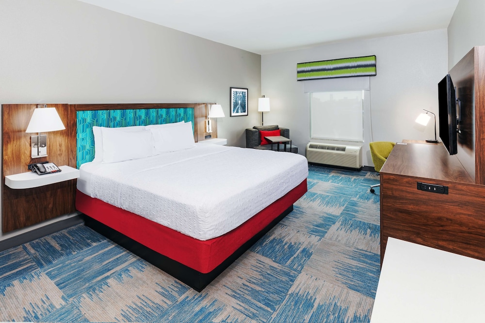 Hampton Inn & Suites Houston Heights I 10 - photo 22