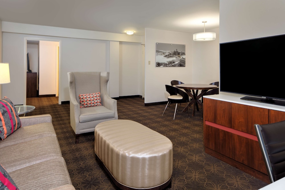 DoubleTree by Hilton Hotel & Suites Pittsburgh Downtown - photo 29